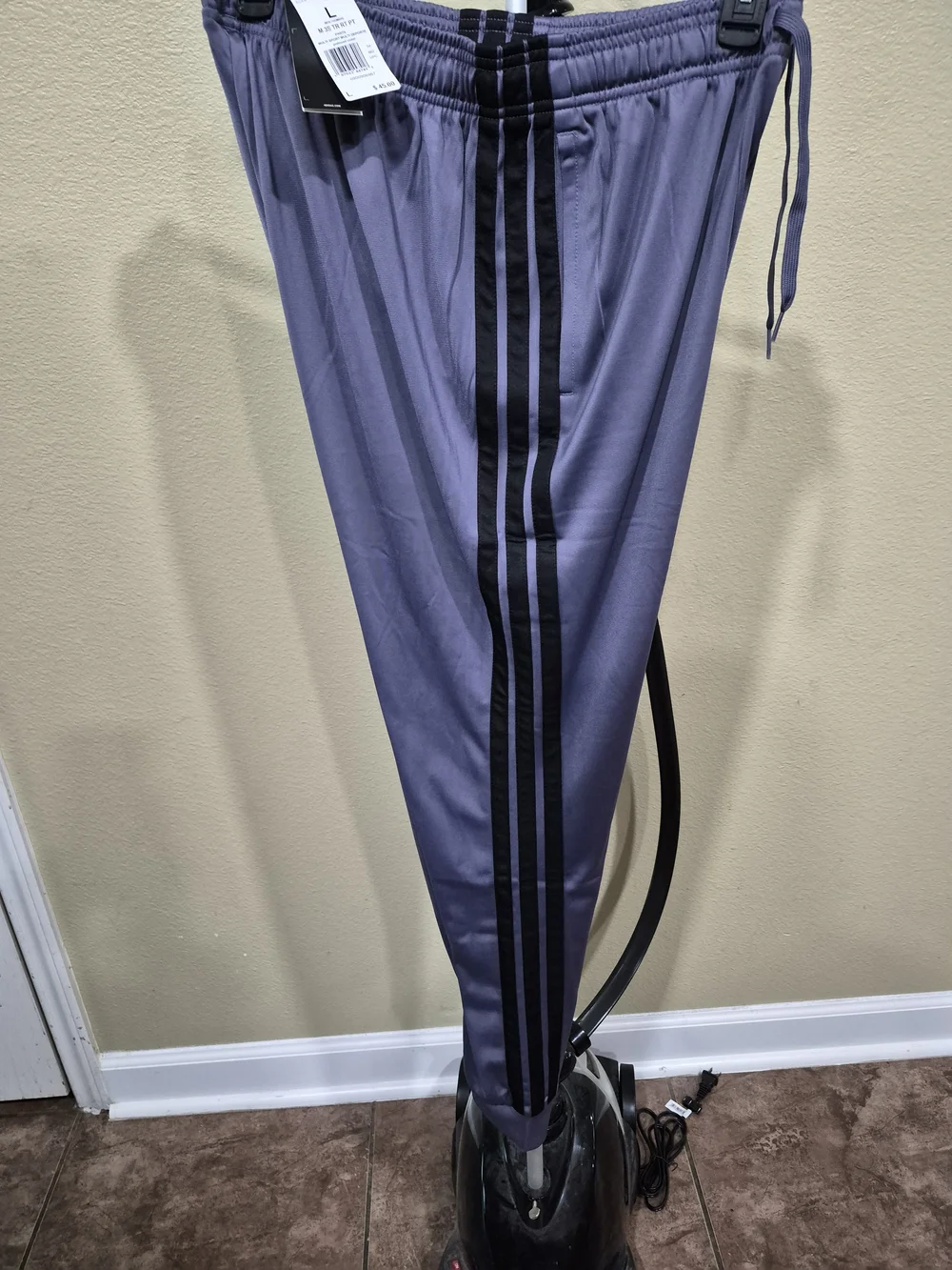 Adidas Men’s Purple/Black Track Suit - Lightweight Full-Zip Size L - Picture 2 of 4